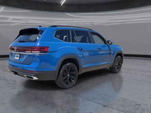New 2026 Volkswagen Atlas SE FWD image 5