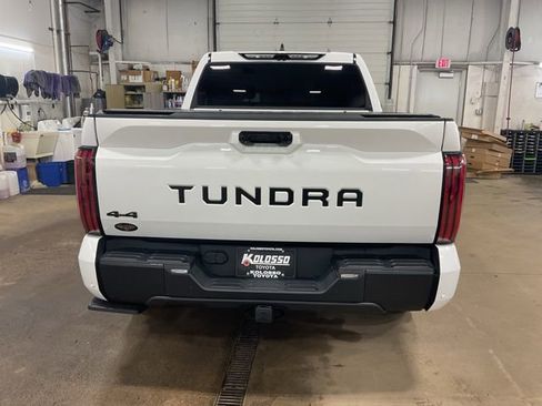 Used 2024 Toyota Tundra Limited w/ TRD Off-Road Package image 5