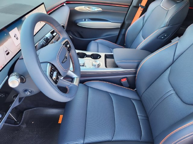 Used 2026 Genesis GV70 2.5T Sport Prestige AWD/4WD image 9