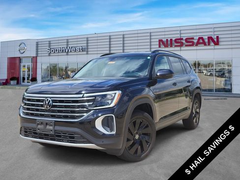Used 2024 Volkswagen Atlas SE FWD image 1