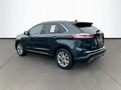 Used 2022 Ford Edge Titanium AWD/4WD image 5