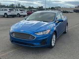 Used 2020 Ford Fusion SE image 4