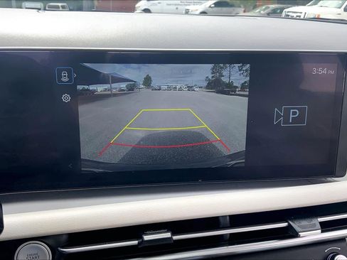 Used 2025 Hyundai Tucson SE FWD image 27