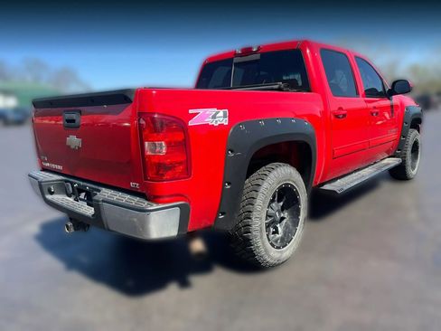 Used 2011 Chevrolet Silverado 1500 LTZ w/ Z71 Appearance Package image 4