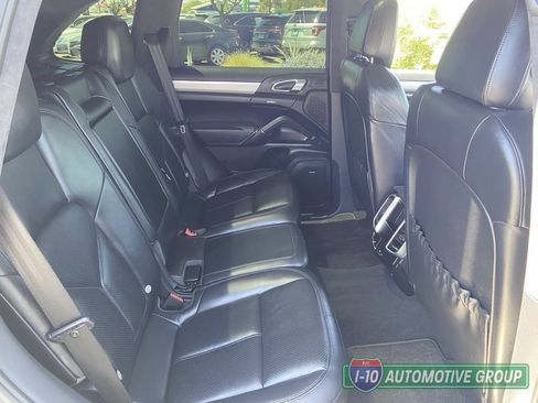 Used 2012 Porsche Cayenne Turbo AWD/4WD image 13