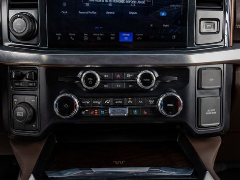 Used 2026 Ford F450 King Ranch w/ Chrome Package image 25