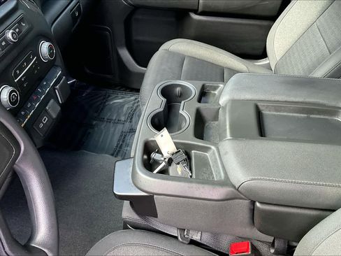 Used 2023 Chevrolet Silverado 1500 Custom image 17