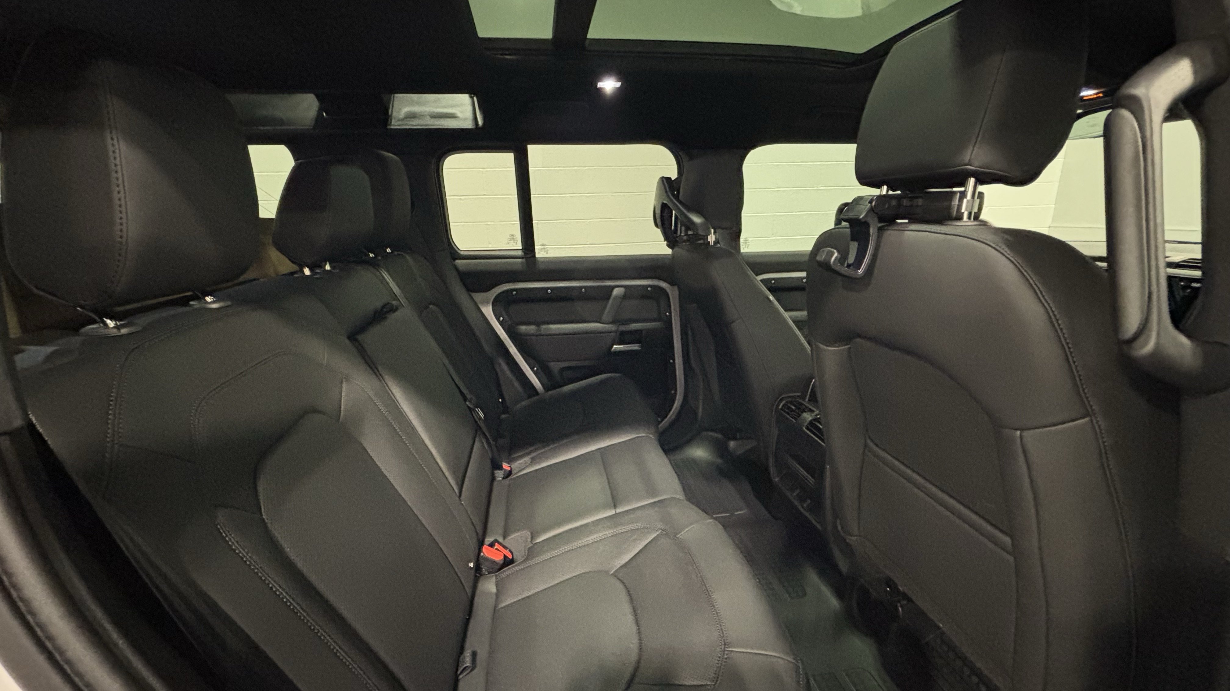 New 2026 Land Rover Defender 110 S AWD/4WD image 16