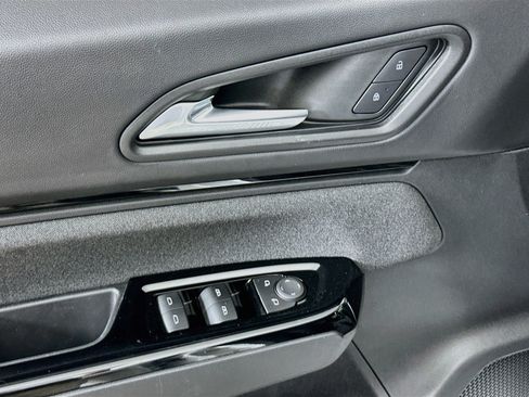 Used 2024 Honda Prologue EX image 15