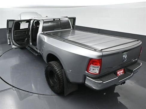 Used 2024 RAM 3500 Tradesman w/ Chrome Appearance Group AWD/4WD image 47