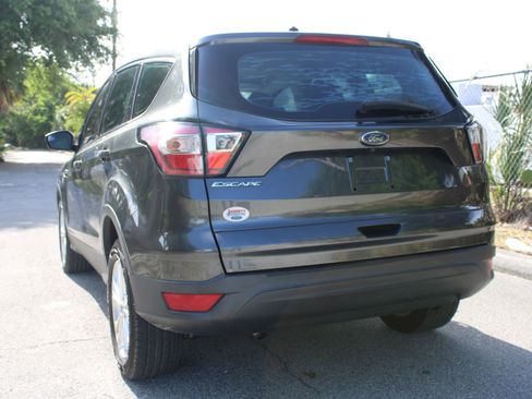 Used 2018 Ford Escape S FWD image 9