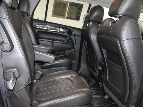 Used 2017 Buick Enclave Premium w/ Experience Buick Package image 33