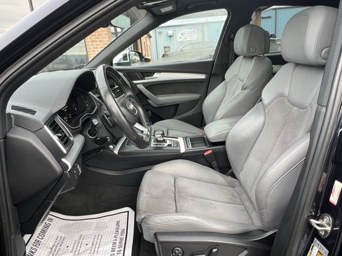 Used 2018 Audi SQ5 Premium Plus w/ Navigation Package image 15