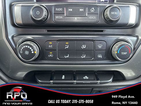 Used 2019 Chevrolet Silverado 1500 LT AWD/4WD image 23