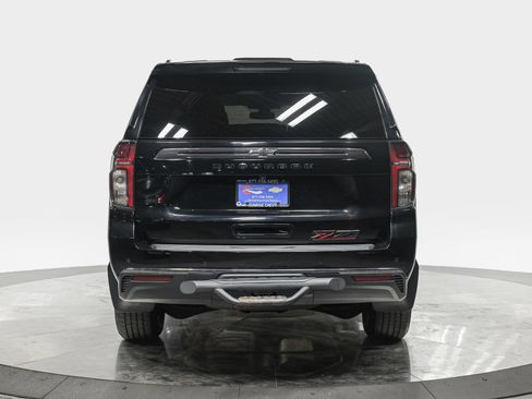Used 2022 Chevrolet Suburban Z71 AWD/4WD image 5