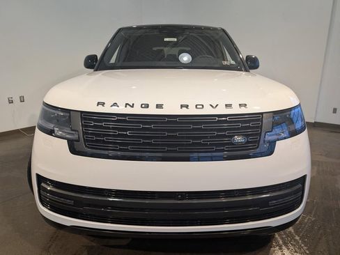 New 2026 Land Rover Range Rover Long Wheelbase SE AWD/4WD image 2