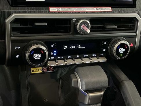 New 2026 Toyota 4Runner 4WD image 27