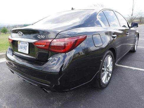 Used 2018 INFINITI Q50 Luxe w/ Cargo Package (L95) image 13