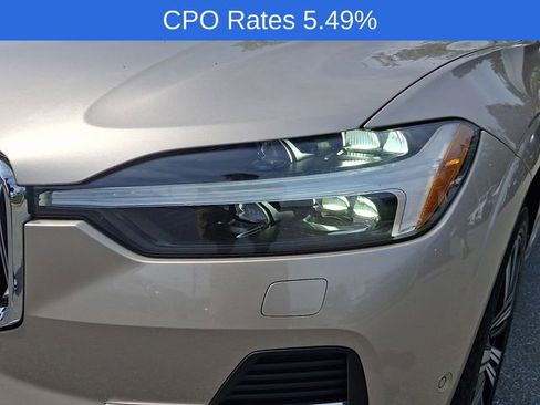 Certified 2023 Volvo XC60 B5 Plus AWD/4WD image 10