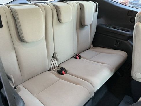 Certified 2024 Subaru Ascent Premium w/ Convenience Package image 15