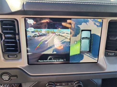 New 2025 Ford Bronco Outer Banks w/ Sasquatch Package image 19