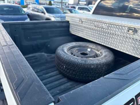 Used 2020 Toyota Tundra SR5 w/ TRD Off-Road Package image 28