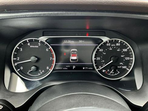 Certified 2023 Nissan Rogue S image 24