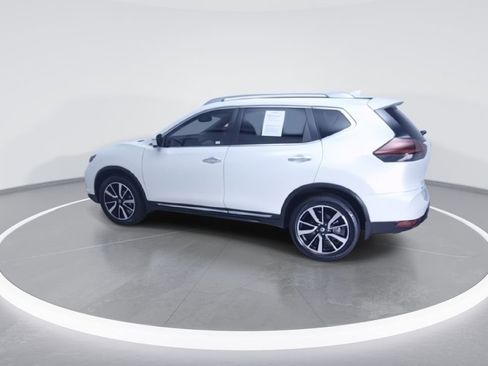 Used 2020 Nissan Rogue SL w/ Premium Package image 6