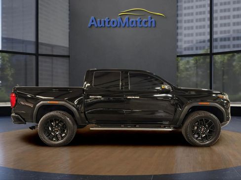 Used 2023 GMC Canyon Denali w/ Denali Black Edition image 13