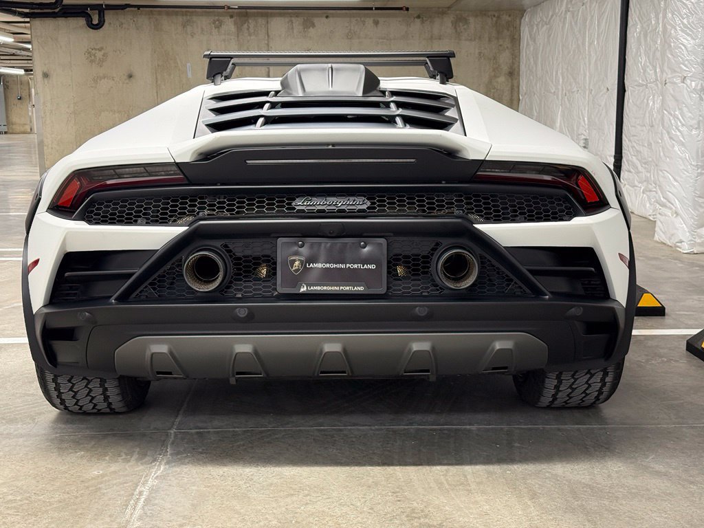 Used 2023 Lamborghini Huracan Sterrato AWD/4WD image 41