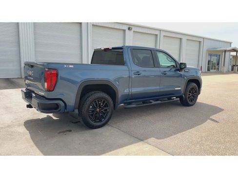 New 2026 GMC Sierra 1500 Elevation image 8