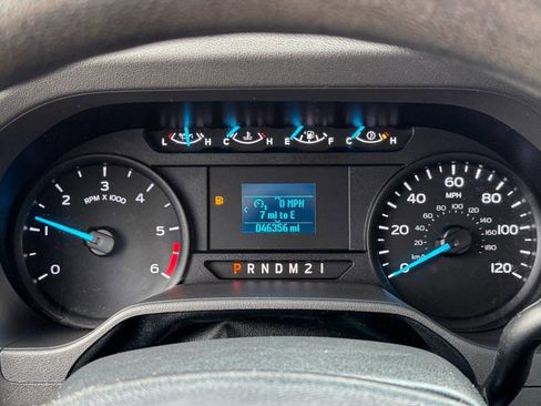 Used 2022 Ford E-350 and Econoline 350 Super Duty w/ Power Windows & Locks Group RWD image 27