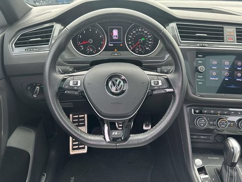 Used 2021 Volkswagen Tiguan SE R-Line FWD image 16