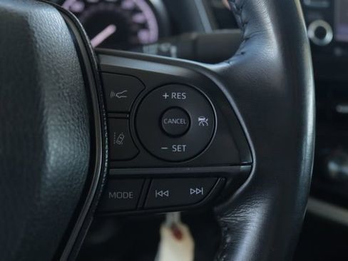 Used 2023 Toyota Camry SE image 13