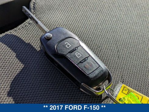 Used 2017 Ford F150 XLT w/ Trailer Tow Package image 31