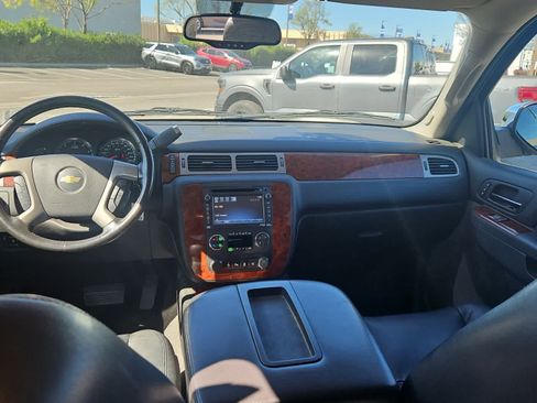 Used 2013 Chevrolet Tahoe LTZ image 10
