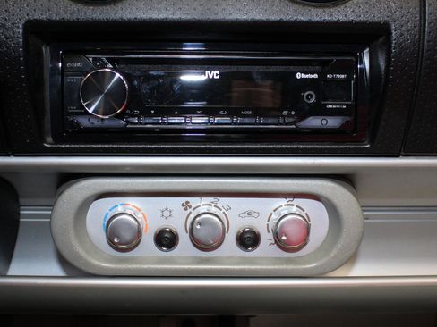 Used 2005 Lotus Elise image 33