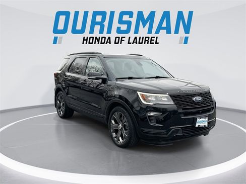 Used 2018 Ford Explorer Sport w/ Equipment Group 401A image 2