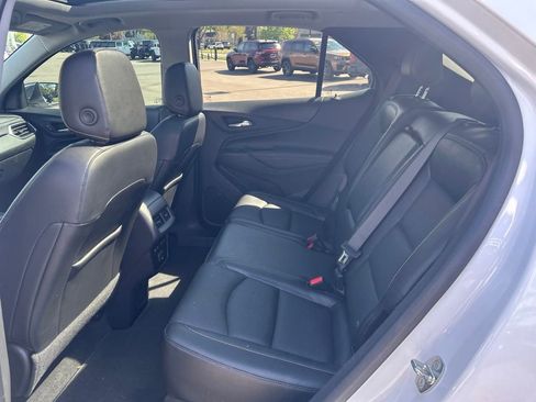 Used 2021 Chevrolet Equinox Premier FWD image 15