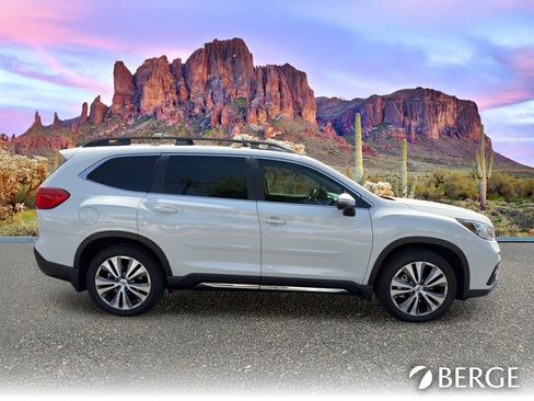 Used 2022 Subaru Ascent Limited w/ Technology Package AWD/4WD image 9