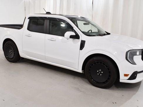 Used 2025 Ford Maverick Lobo AWD/4WD image 5