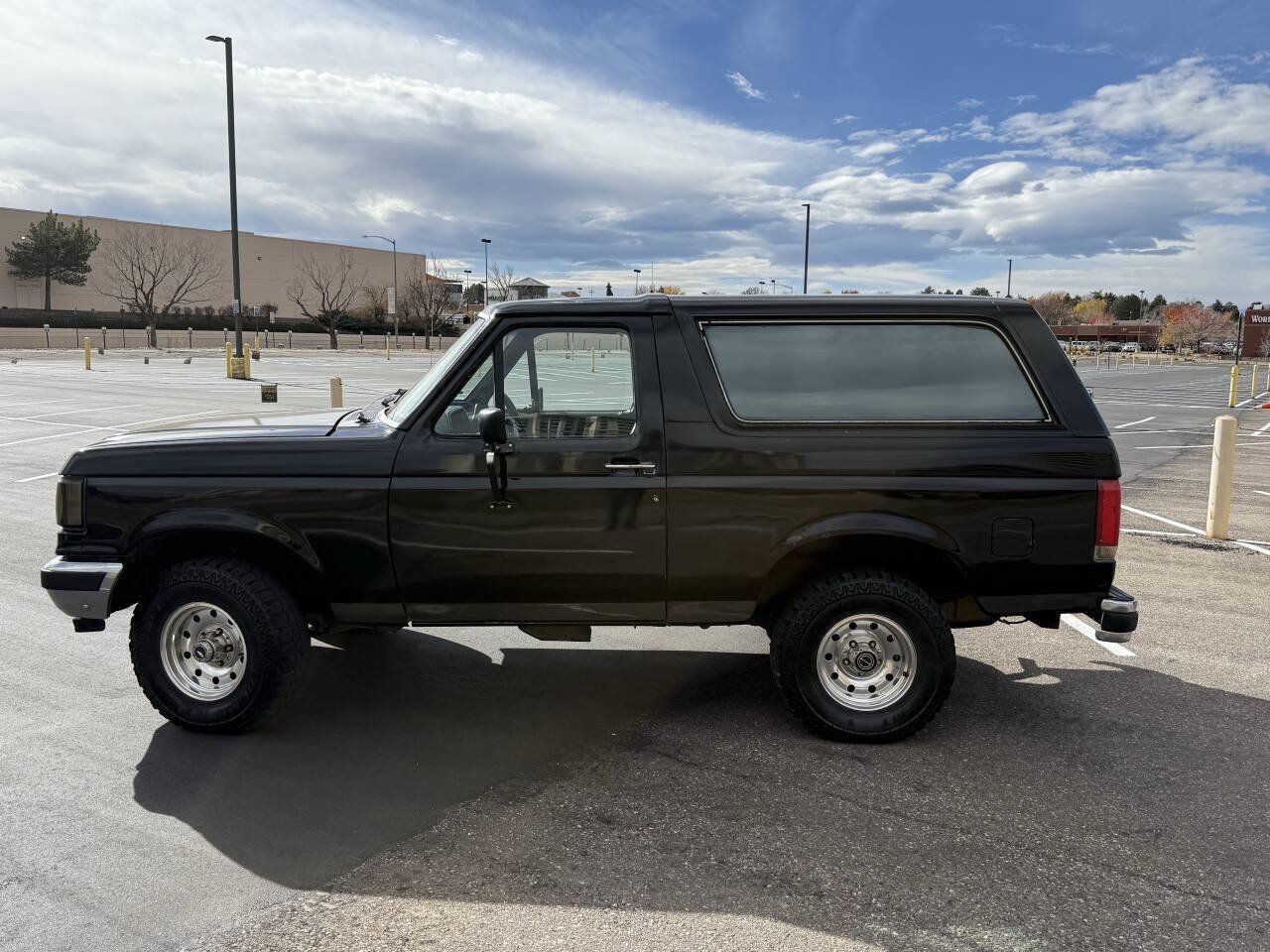 Used 1990 Ford Bronco AWD/4WD image 10