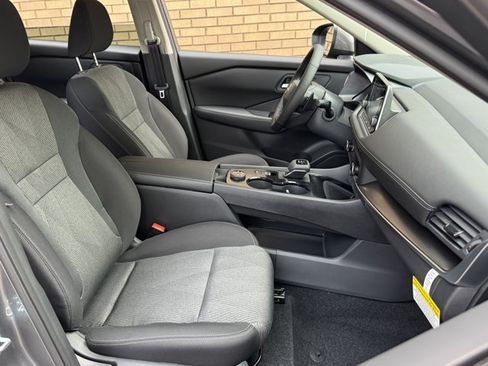 New 2026 Nissan Rogue SV w/ Cold Weather Package AWD/4WD image 6