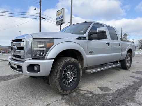 Used 2013 Ford F250 Platinum image 2