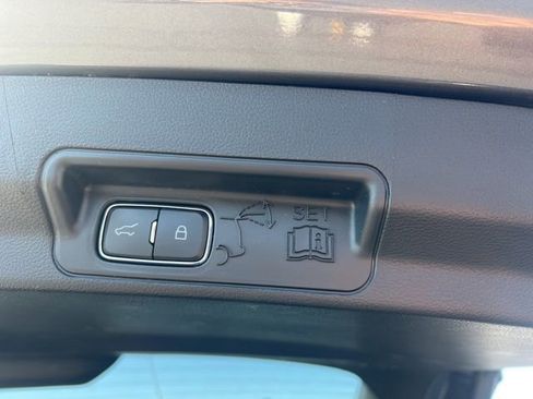 Used 2025 Ford Explorer ST AWD/4WD image 13