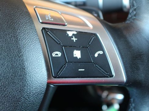 Used 2013 Mercedes-Benz GL 450 4MATIC image 35