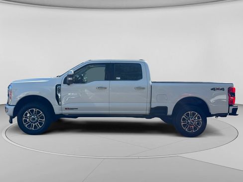 Used 2023 Ford F350 Limited AWD/4WD image 2