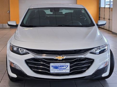 Used 2024 Chevrolet Malibu LT FWD image 3