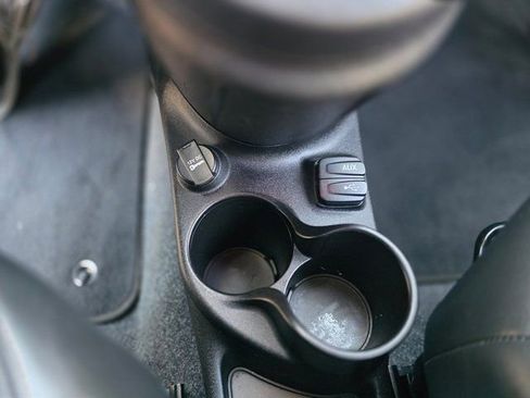 Used 2017 FIAT 500 e w/ Esport Package image 25