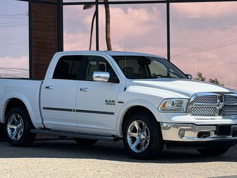 Used 2016 RAM 1500 Laramie w/ Convenience Group AWD/4WD image 24